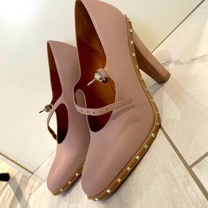 🔥SALE🔥Valentino Garavani Soul Rockstud Leather Mary Jane Pump New with tag!